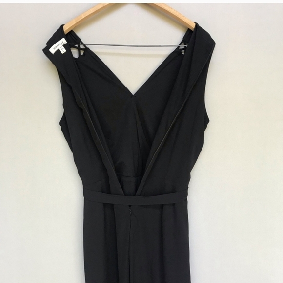 Monteau black jumpsuit split leg size large sleeveless front shoulder detail - Picture 8 of 8